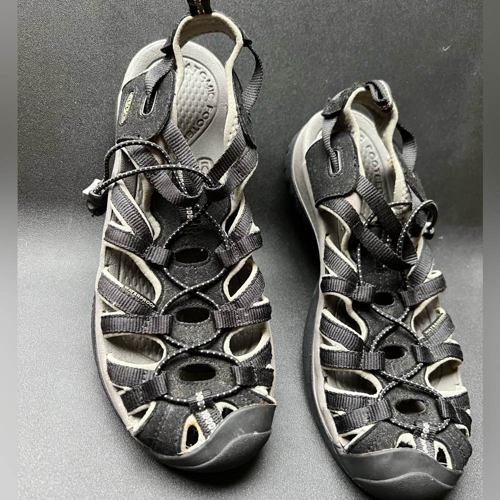 KEEN Women’s Whisper Waterproof sandals